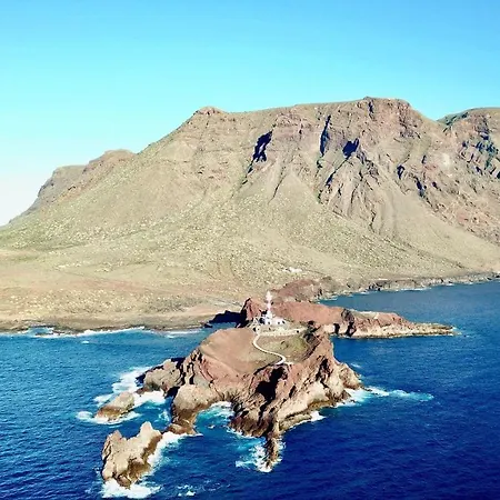 Lovely Gigantes Apartman *